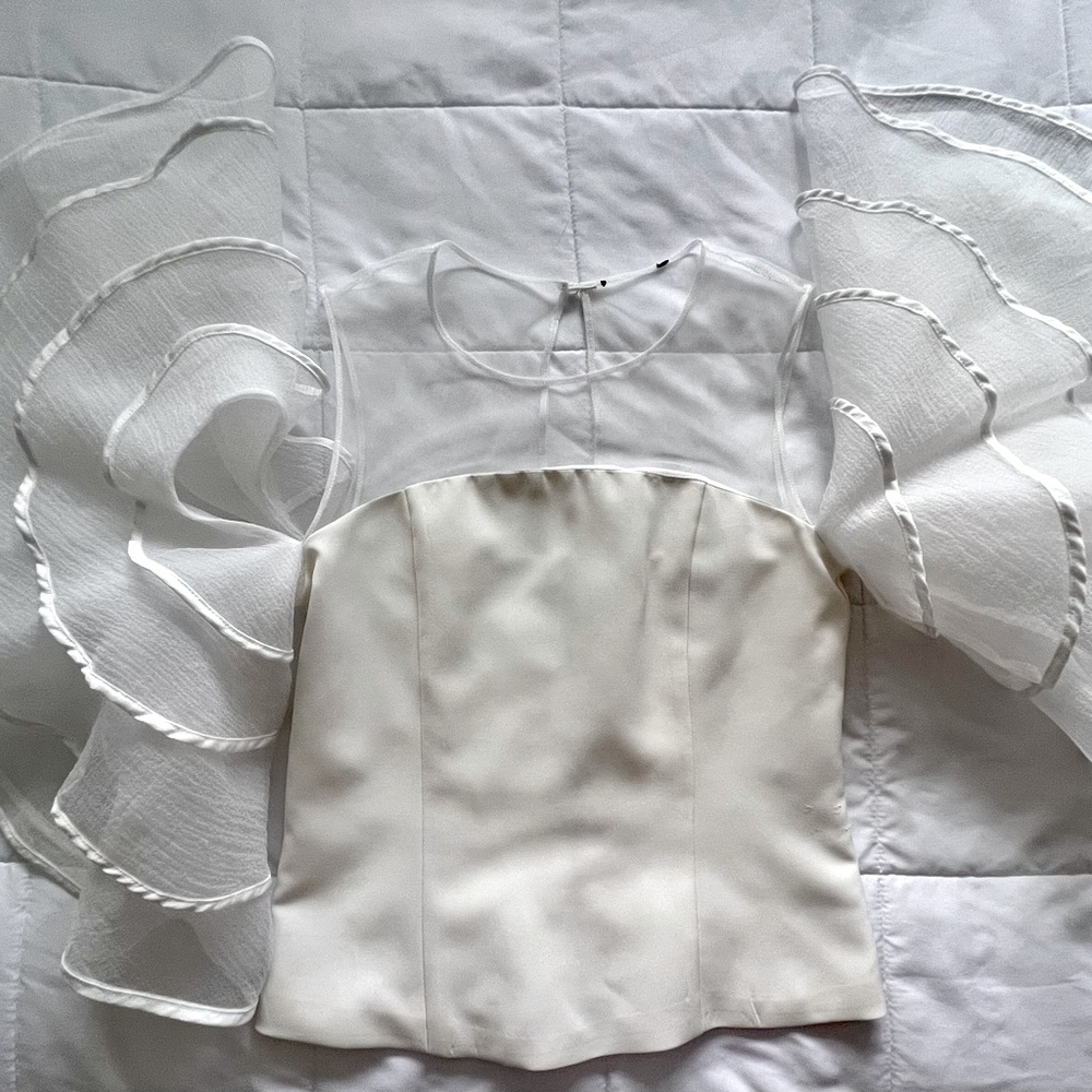 Beautiful blouse to elevate any outfit